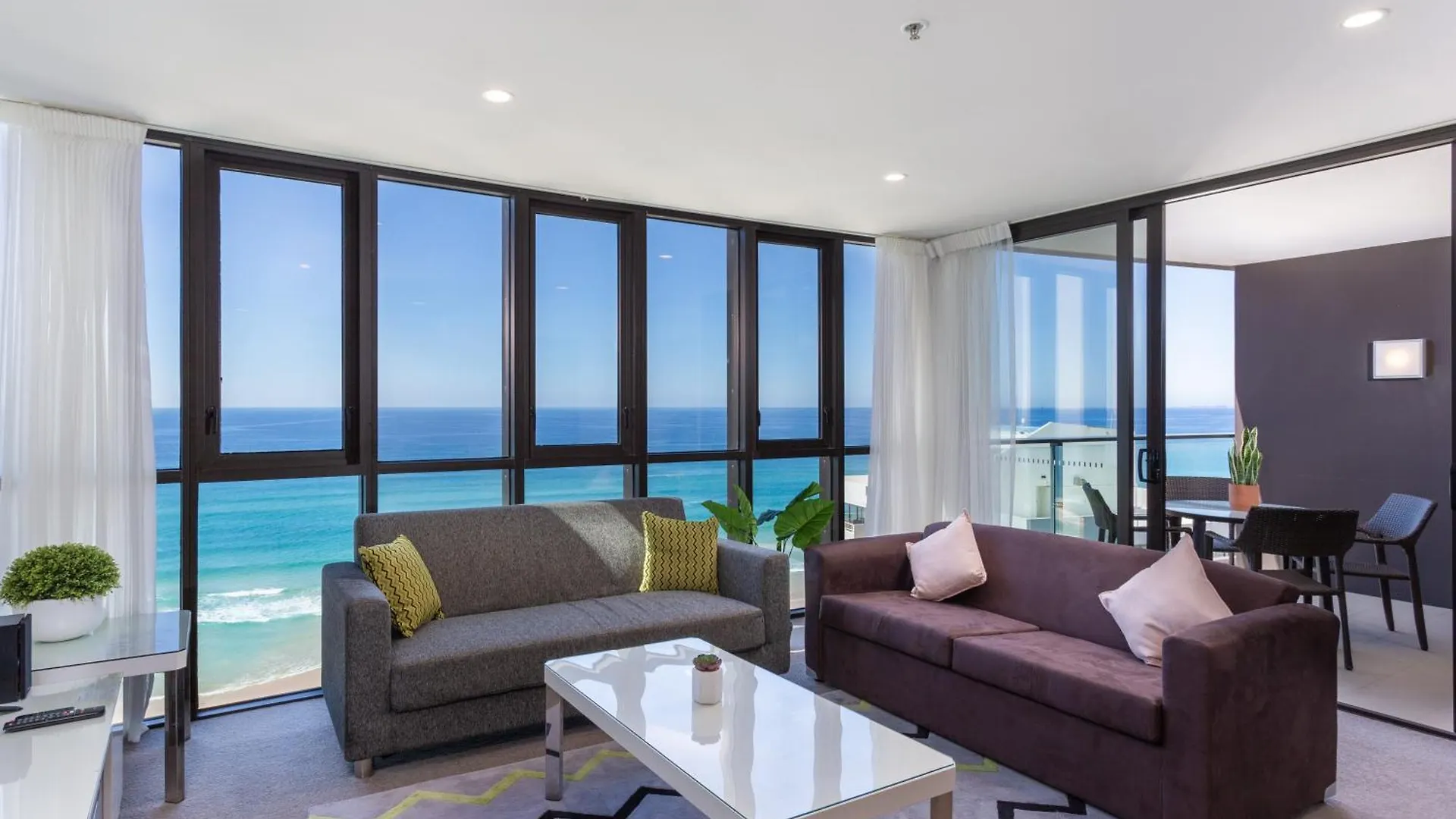 Apartment Serain Residences On Surfers Gold Coast
