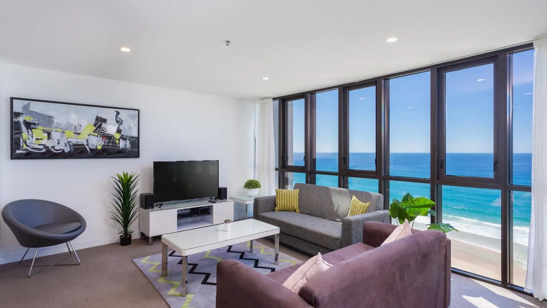 Serain Residences On Surfers Gold Coast Australia